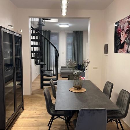 Exclusive Two-Level Apartment With Private Terrace On The Canal Bruxelles Eksteriør billede